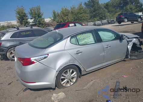 2013 Kia Optima Lx z USA, uszkodzony, nr VIN 5XXGM4A71DG159829